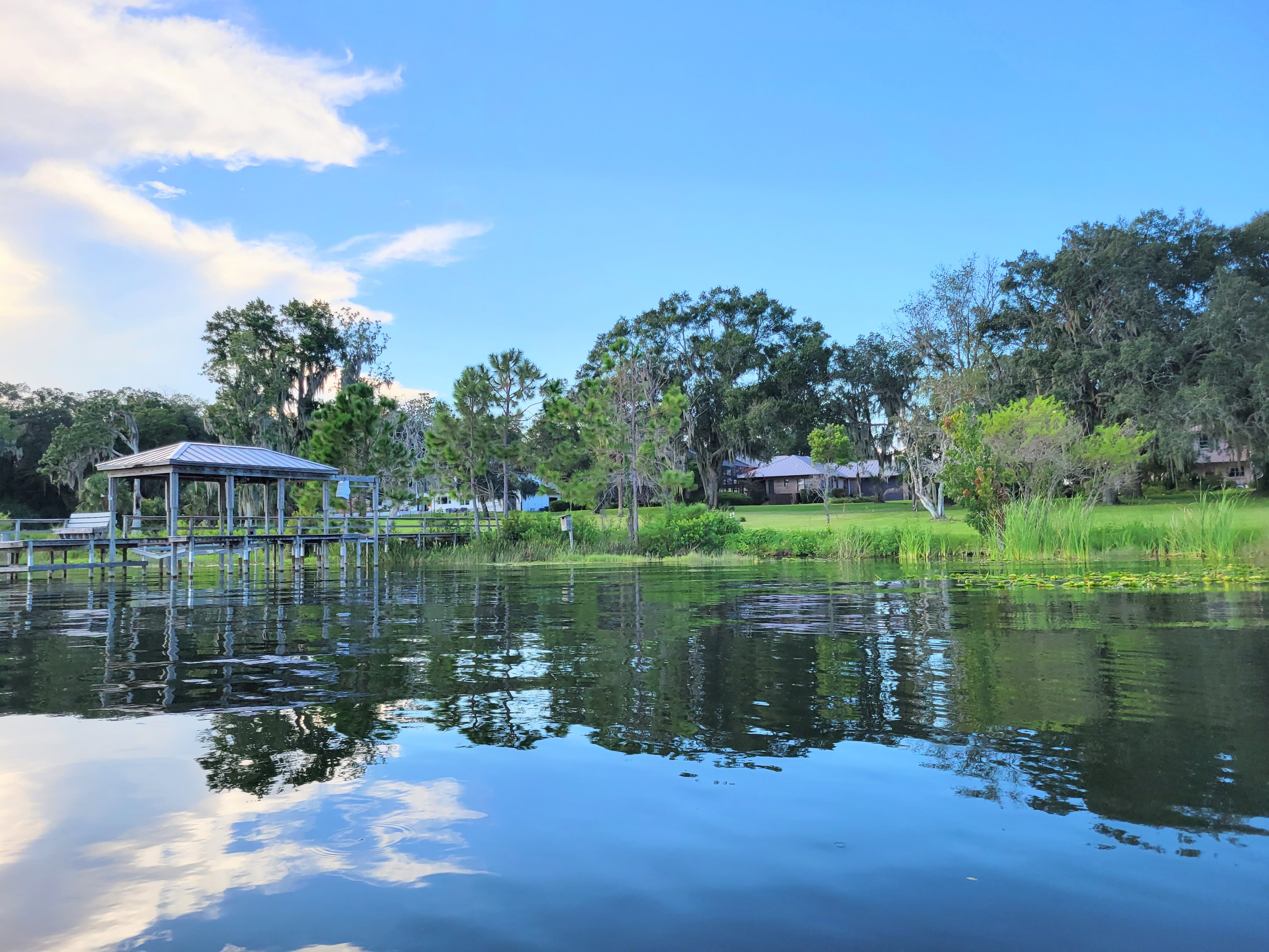 Neighbor property around Lake Dalhousie
