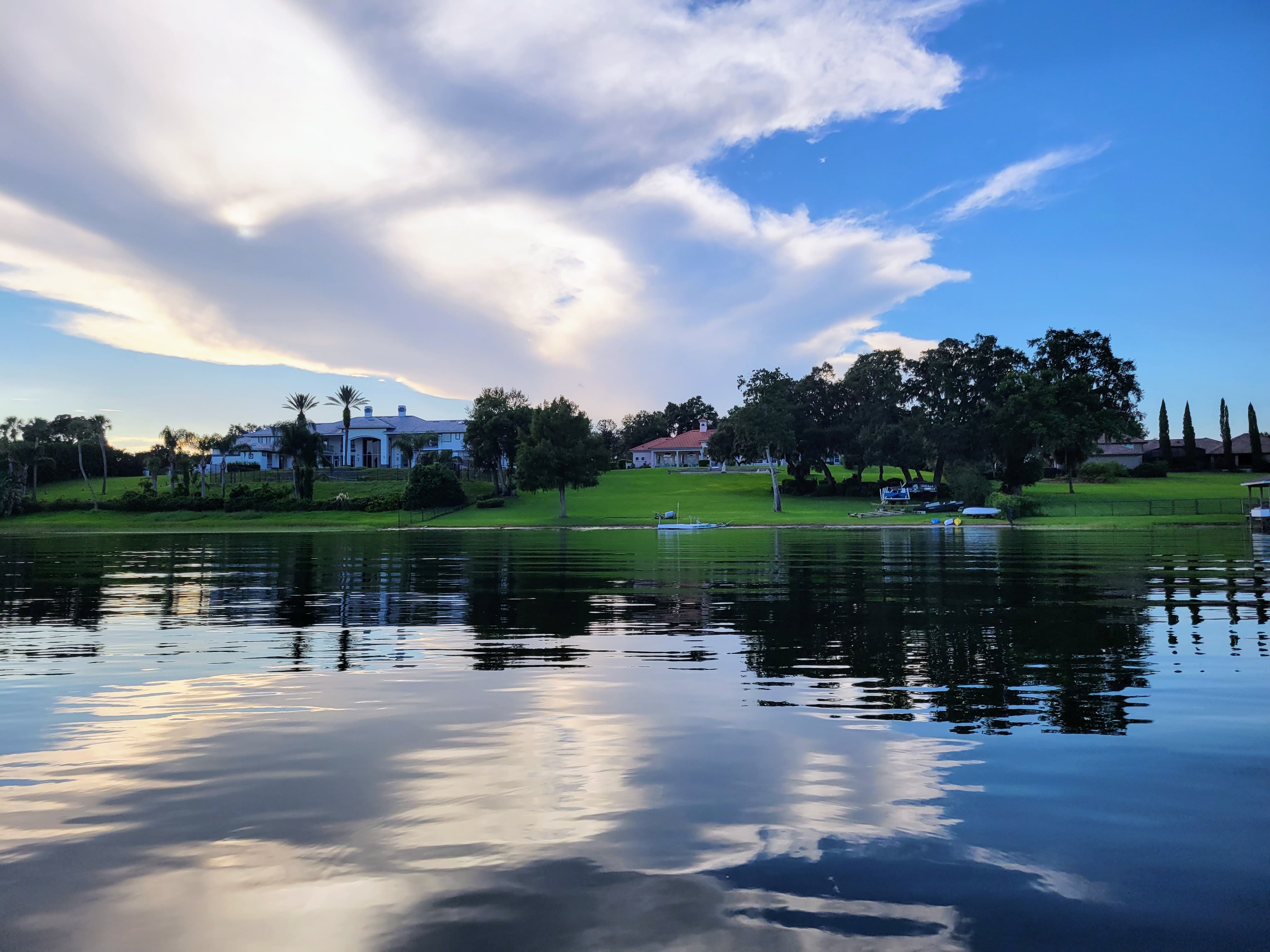 Neighbor property around Lake Dalhousie